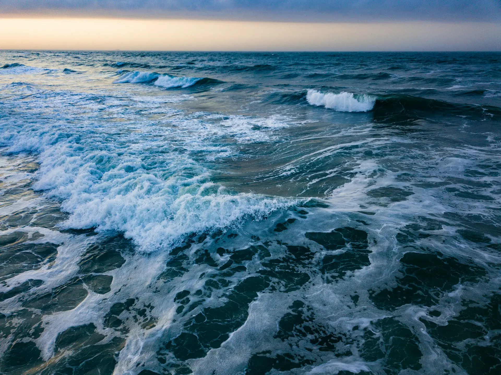 Atlantik Kreuzfahrten verbinden Sie zwischen den Kontinenten Hintergrundbild