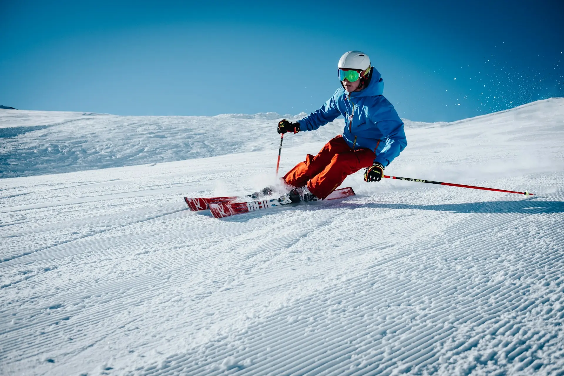 Erlebnisreicher Winterurlaub mit snowtrex Hintergrundbild